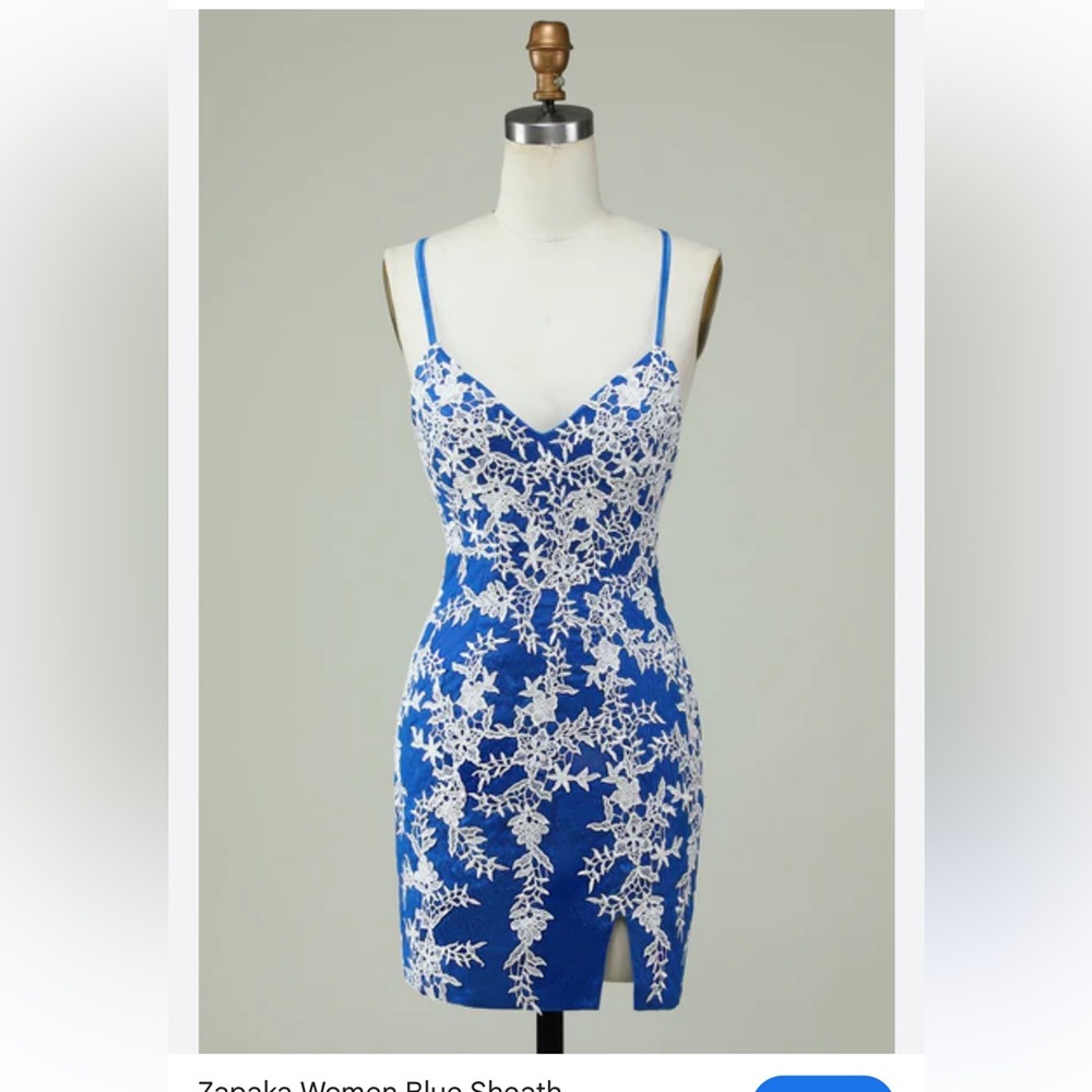 Chic Blue and White Floral‎ Dress